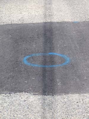 08青い輪を貫く影.jpg